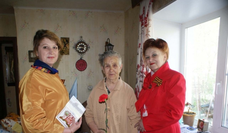 Растроганы вниманием до слёз